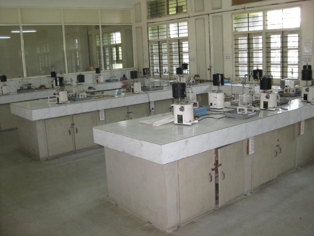 Indukaka Ipcowala College of Pharmacy Anand Infrastructure photo 1